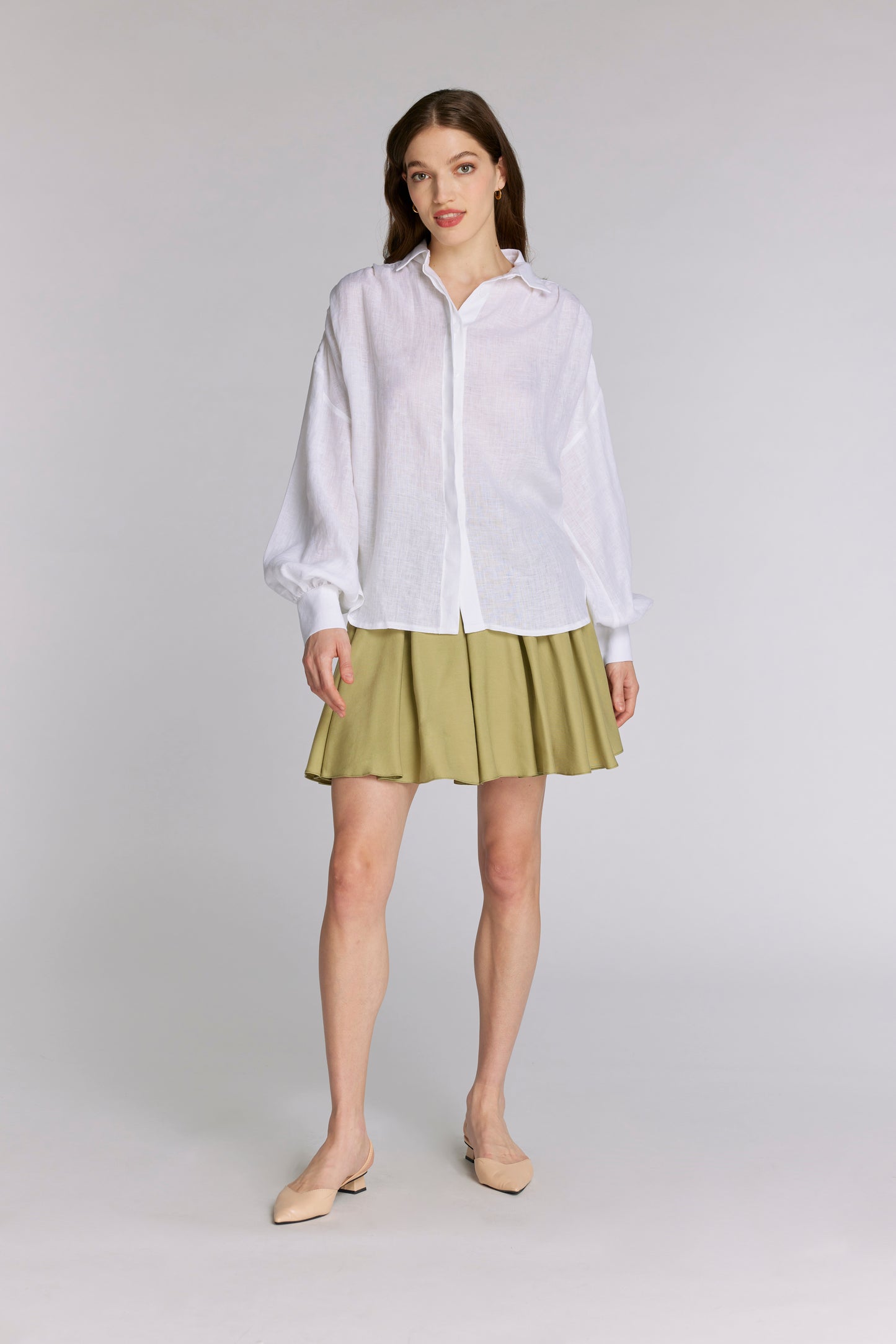 
                  
                    MANORA skirt
                  
                