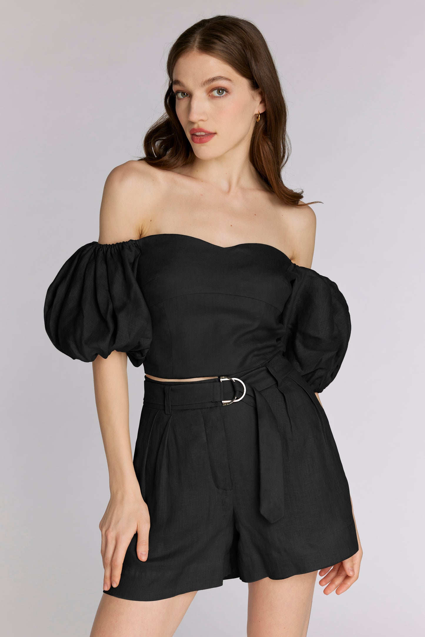 
                  
                    MERIDA top
                  
                
