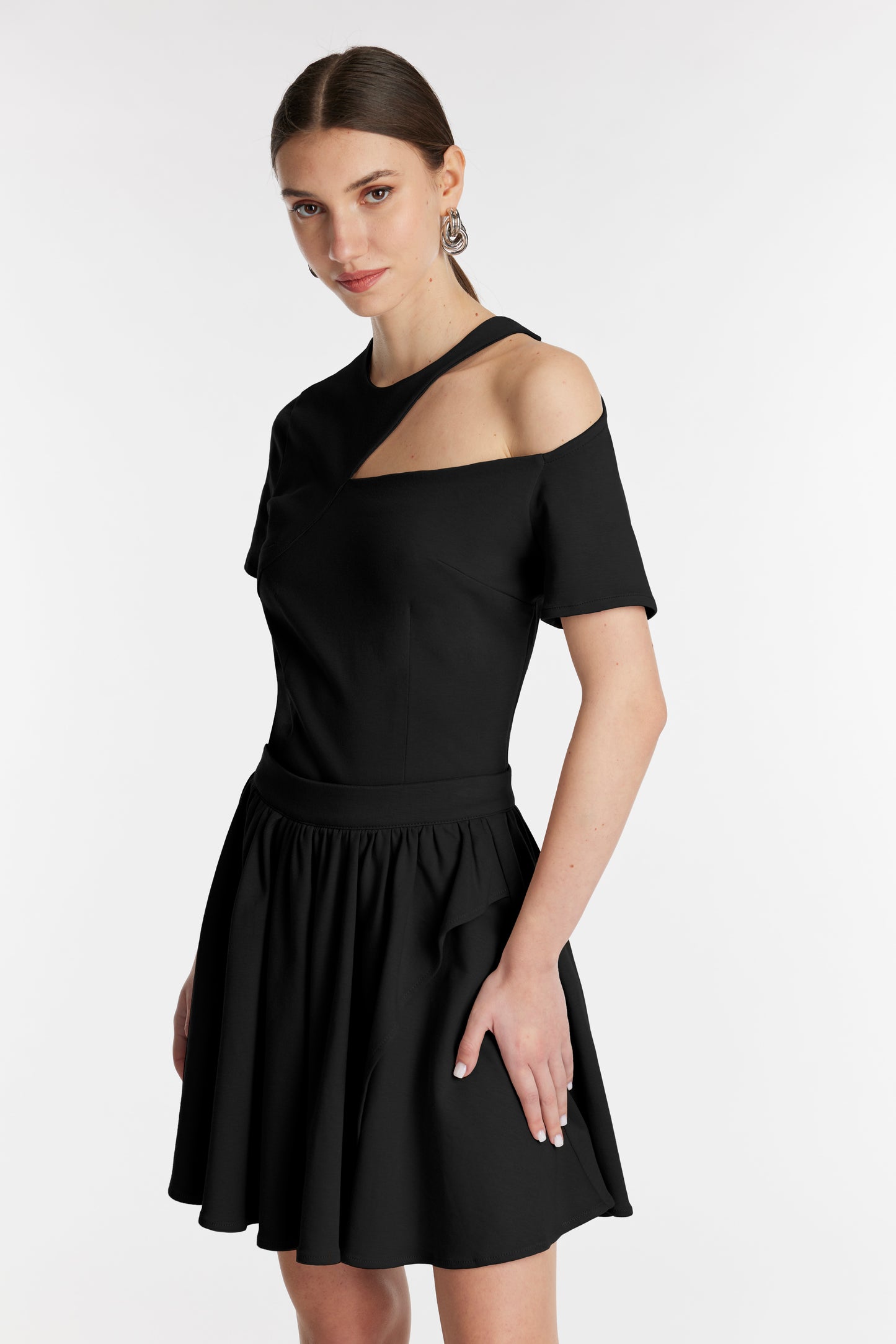 
                  
                    MAHO skirt
                  
                