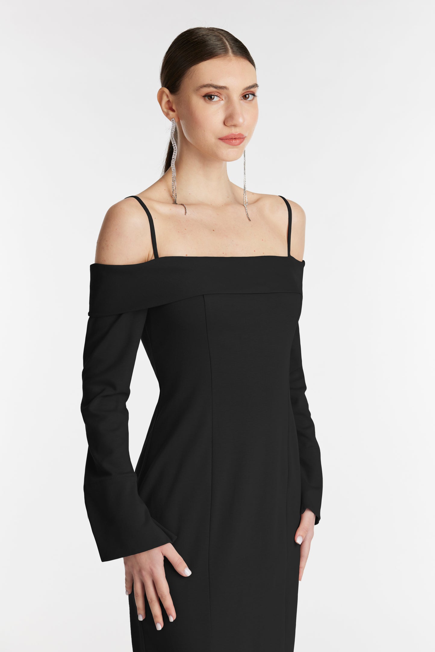 
                  
                    SAOLA dress
                  
                