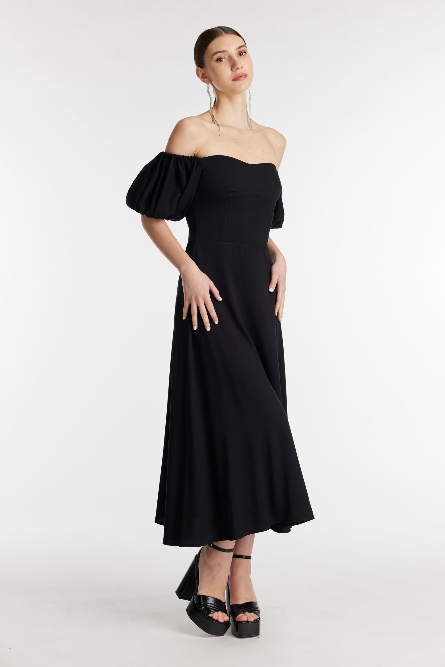 
                  
                    YALA dress
                  
                