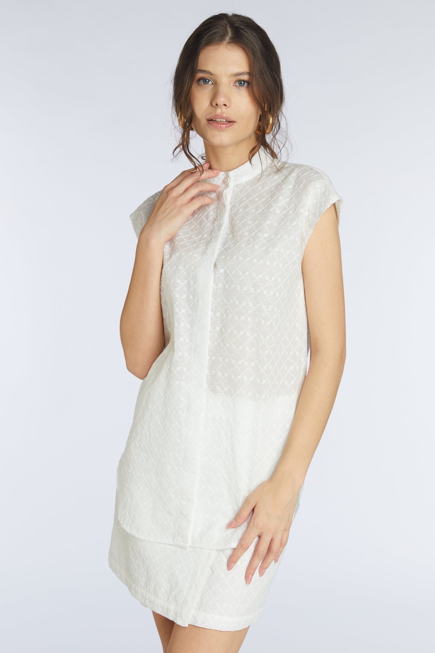 
                  
                    CANDLENUT shirt
                  
                