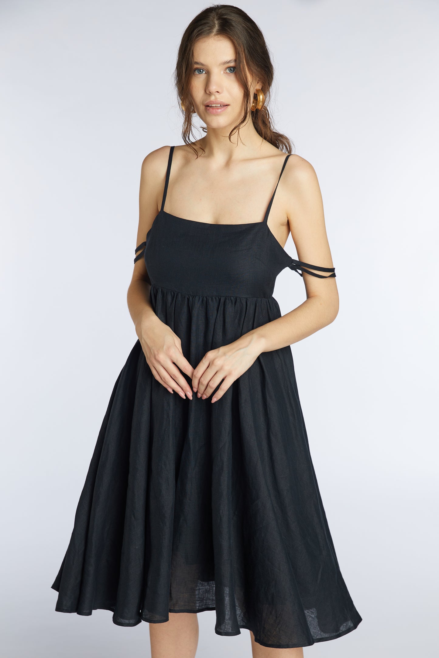 
                  
                    DUSKY LORY dress
                  
                