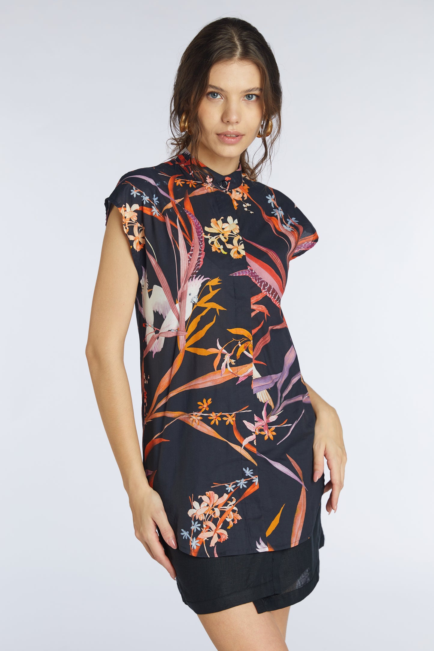 
                  
                    JARDINE shirt
                  
                