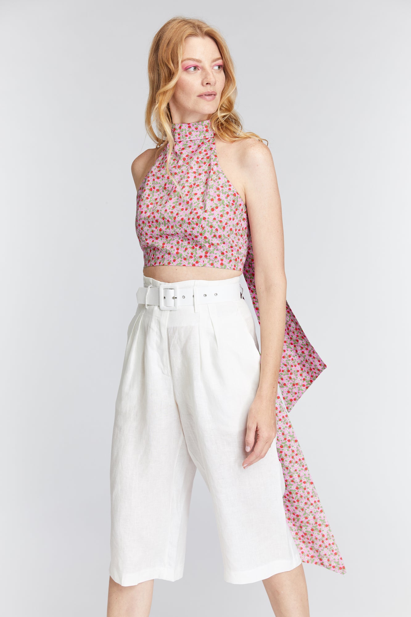 
                  
                    HOLLYHOCK top
                  
                