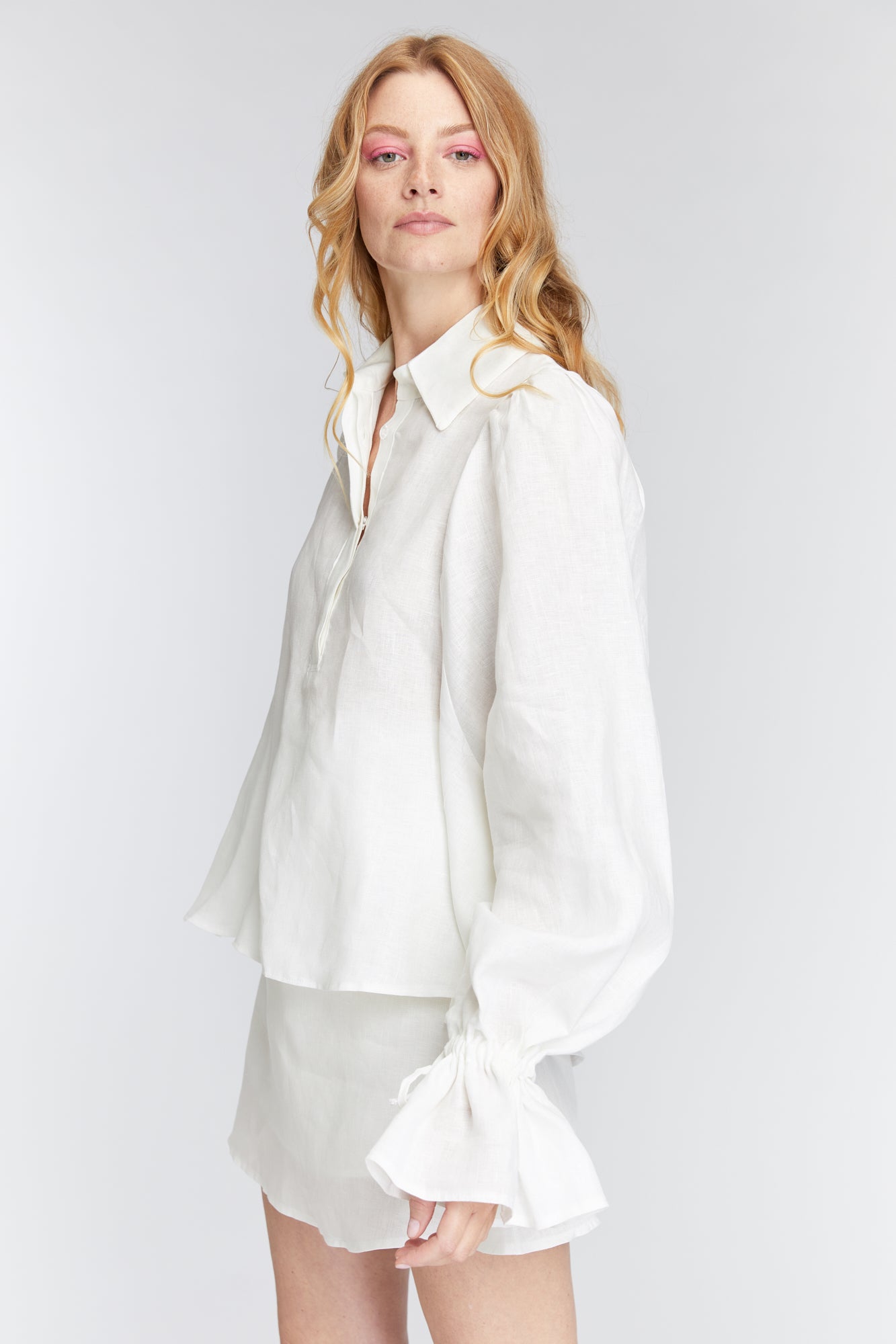 
                  
                    GARDENIA shirt
                  
                