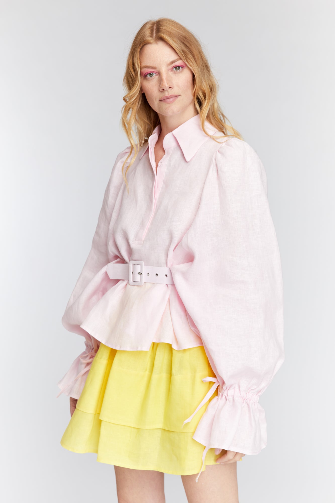 
                  
                    PLUMERIA skirt
                  
                
