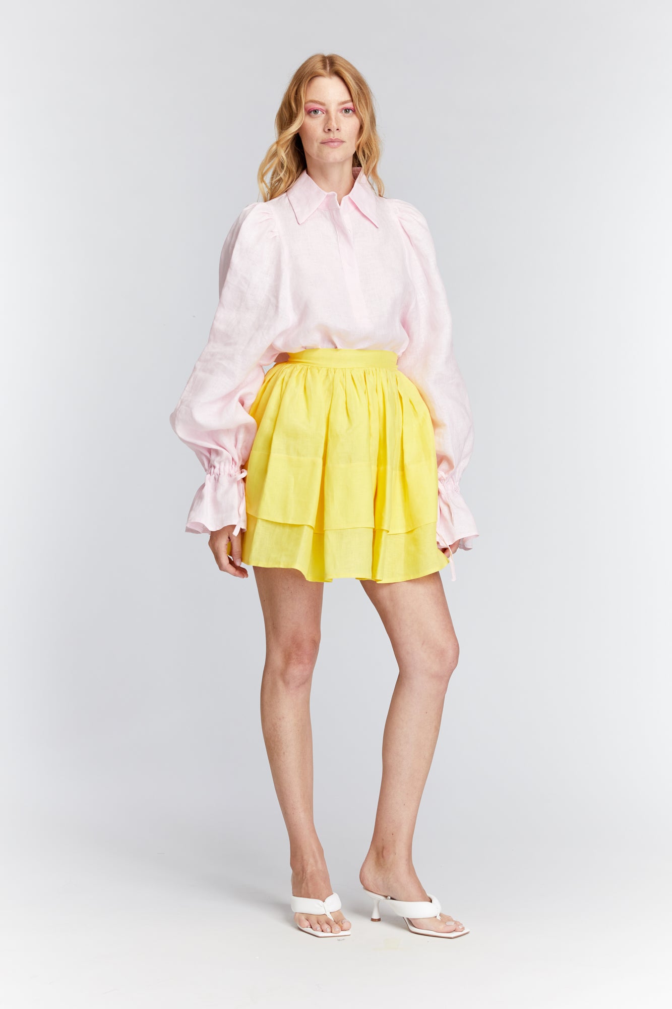 
                  
                    PLUMERIA skirt
                  
                
