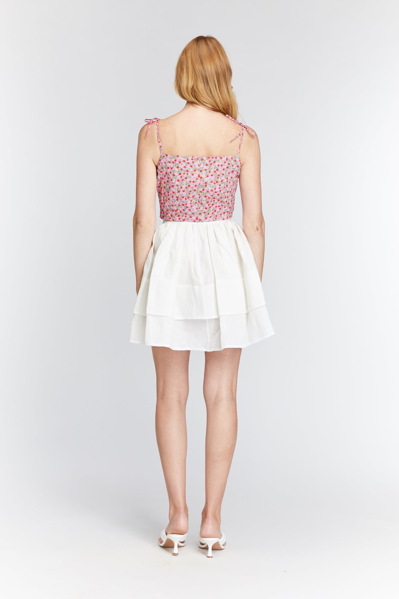 
                  
                    MAGNOLIA skirt
                  
                