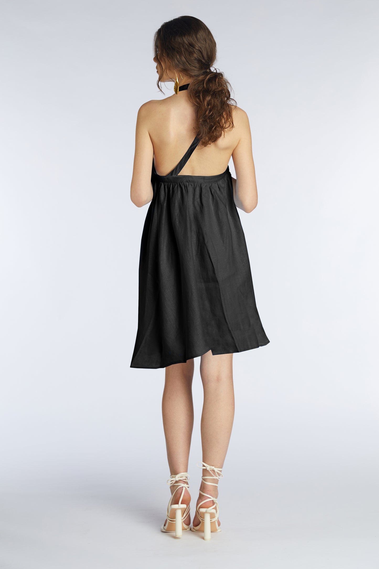 
                  
                    RHEA dress
                  
                