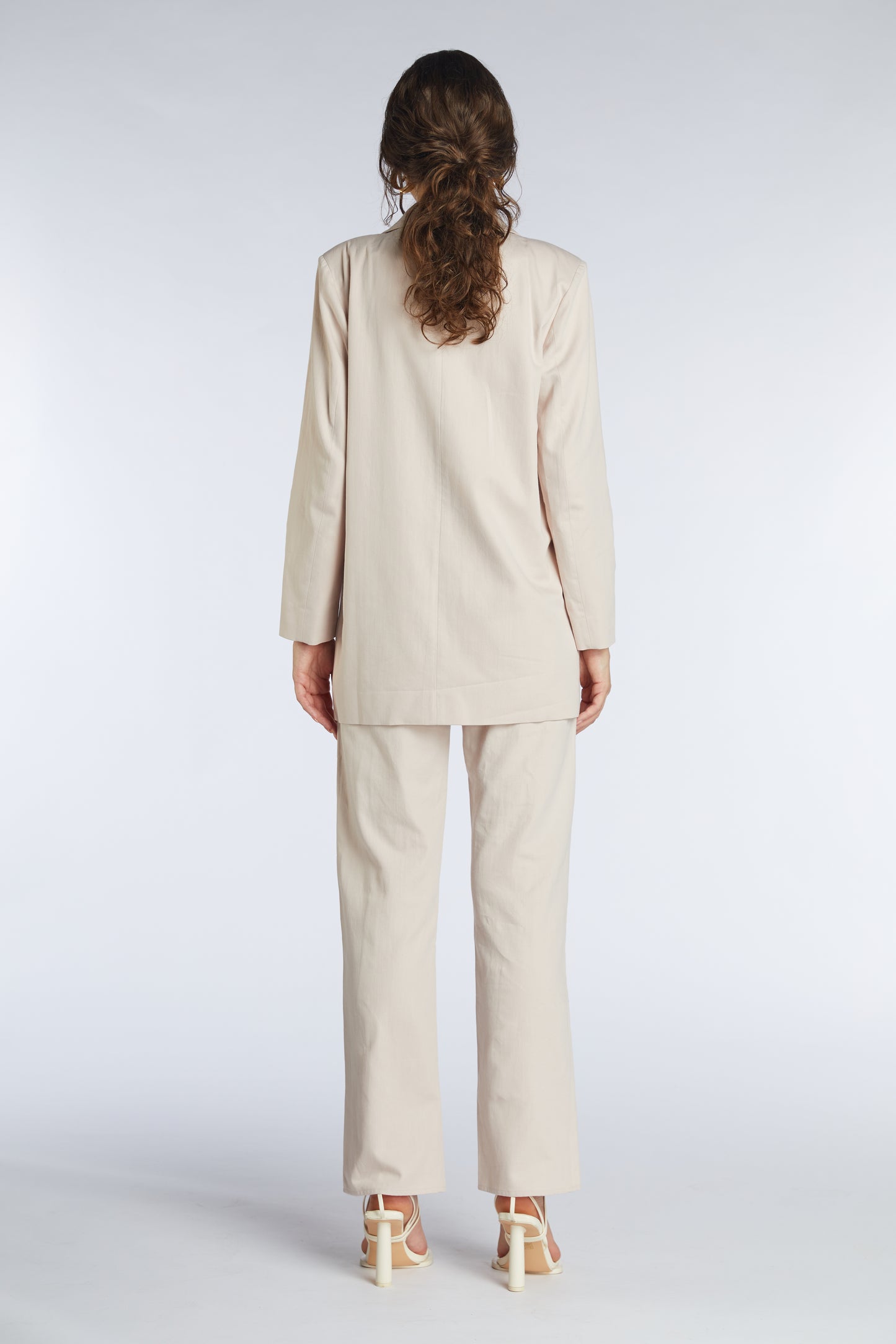
                  
                    CALIANDRA pants
                  
                