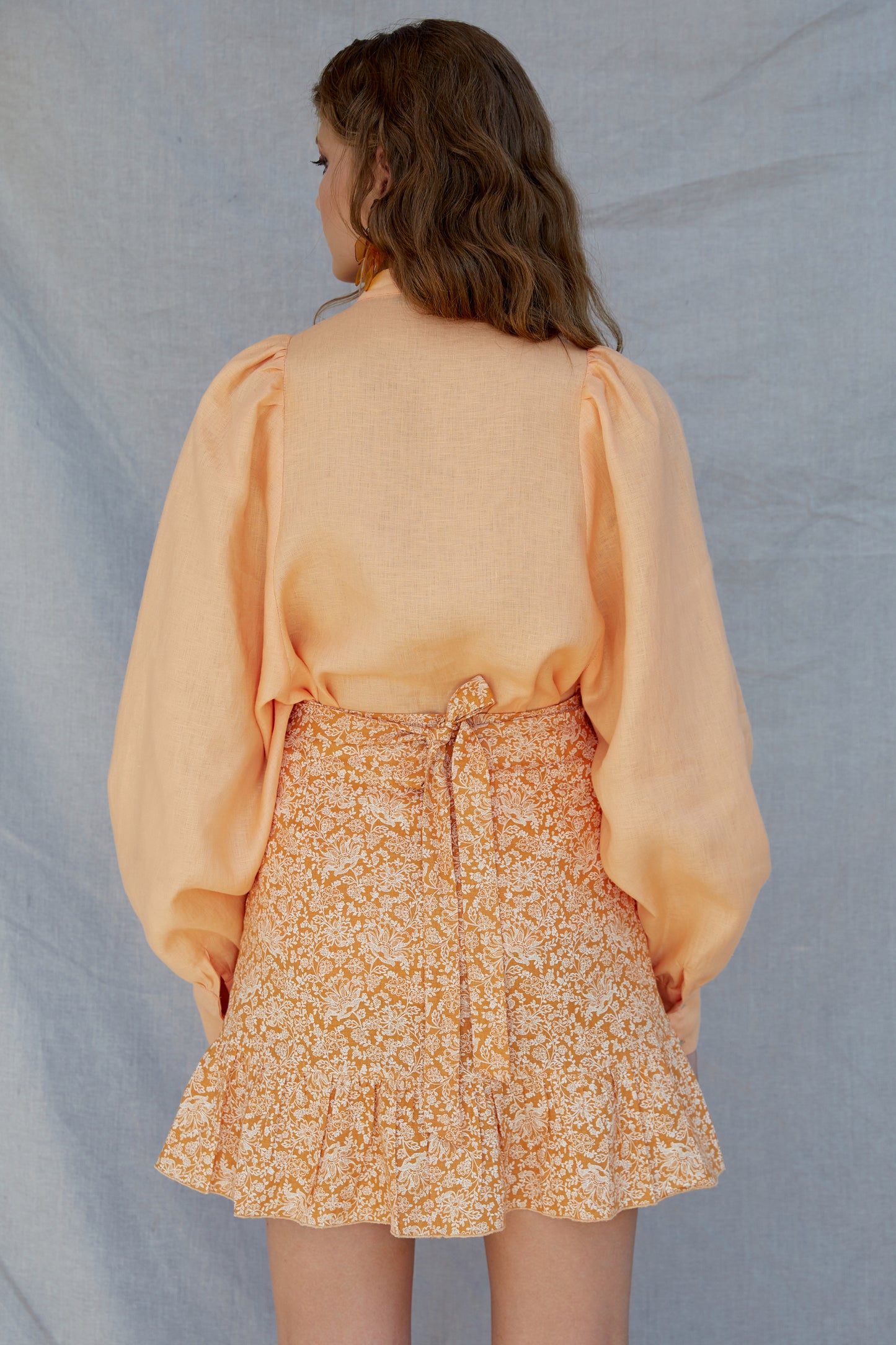 
                  
                    SUNSET skirt
                  
                