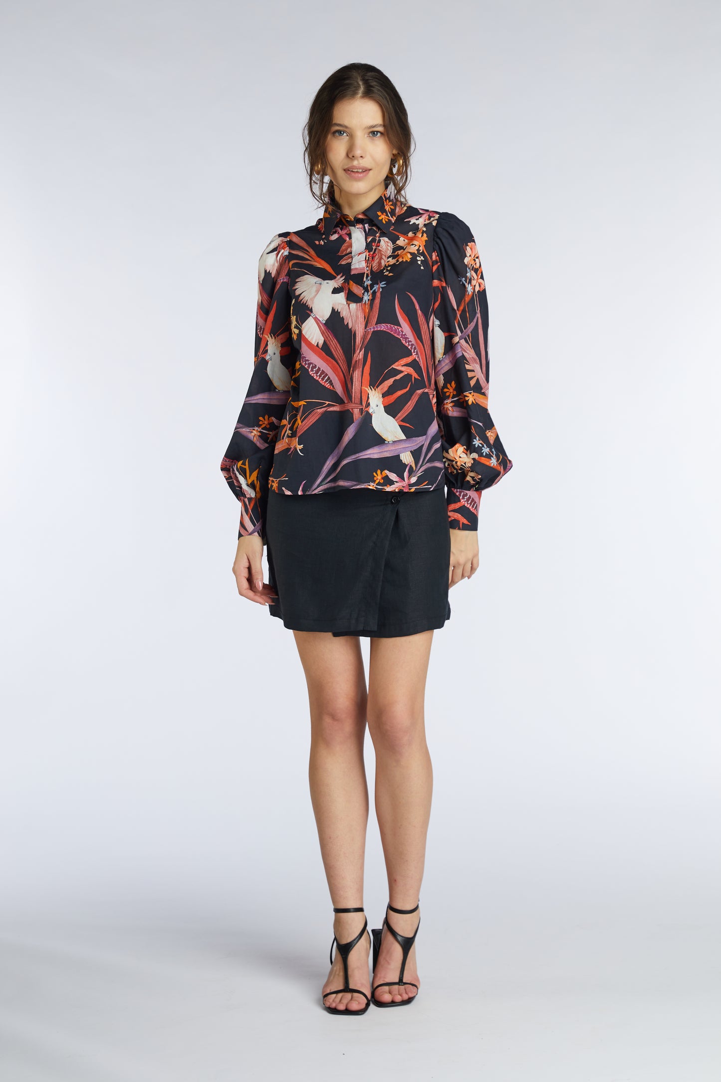 
                  
                    NAMAQUA skirt
                  
                