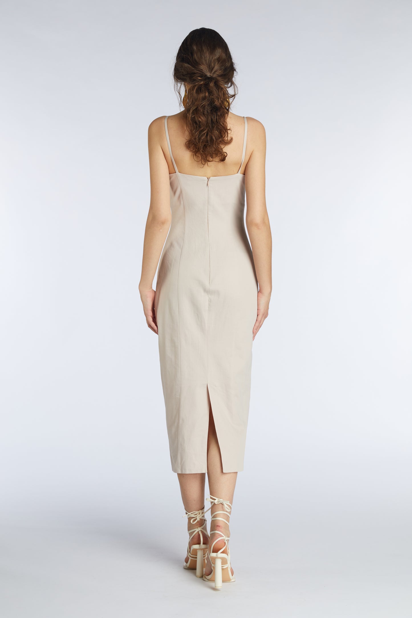 
                  
                    TUBEROSE dress
                  
                