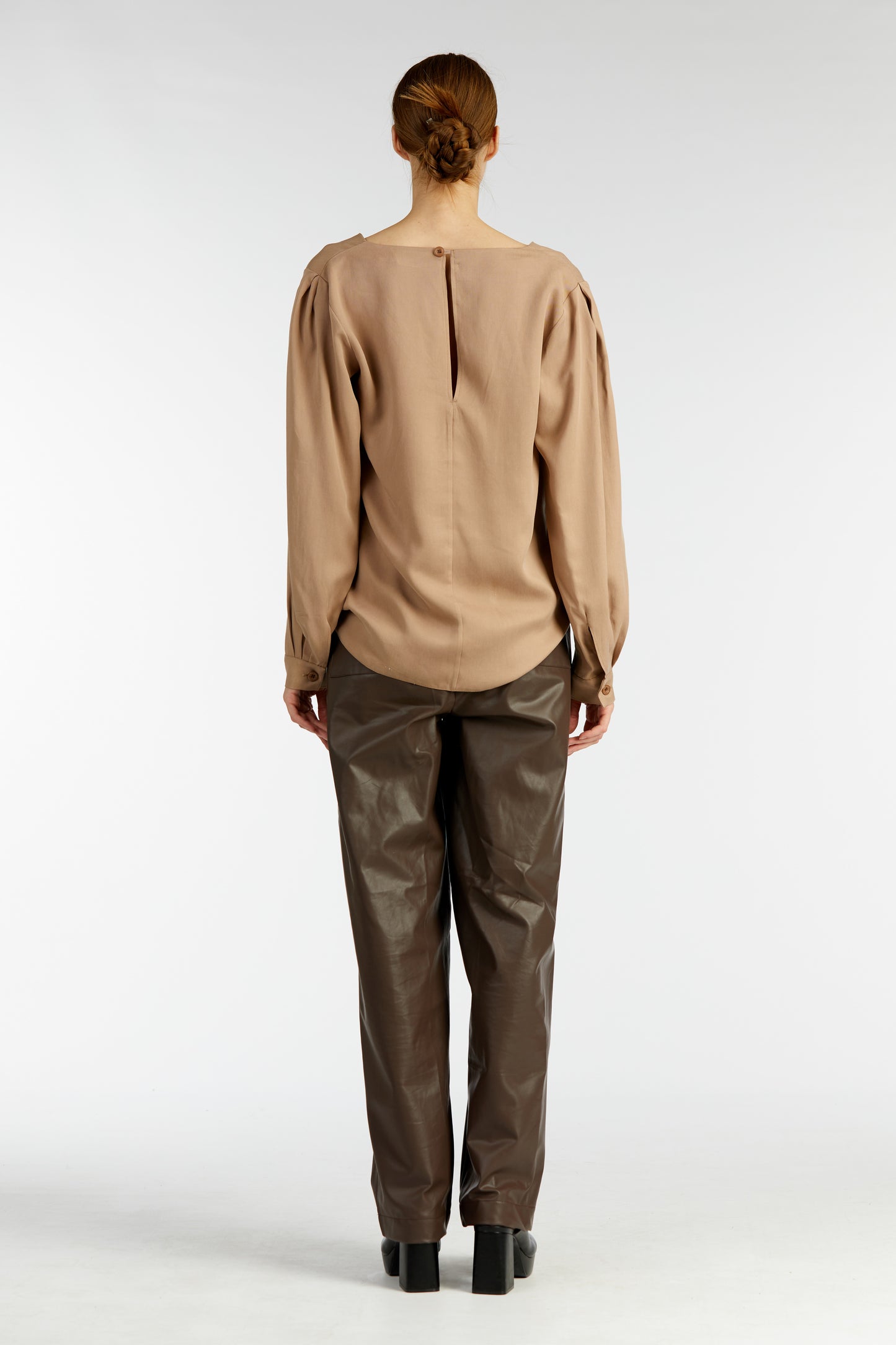 
                  
                    COPPER top
                  
                