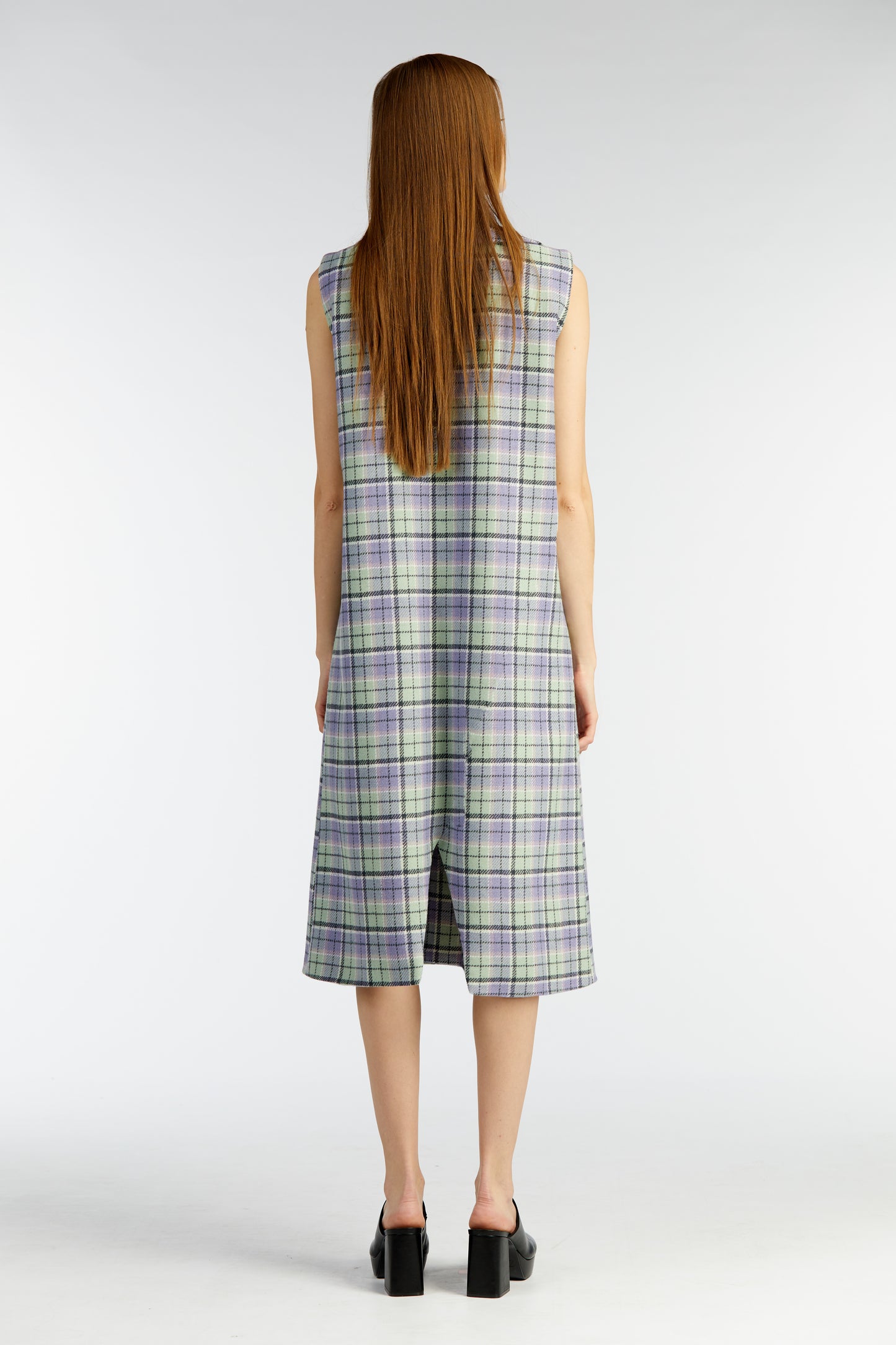 
                  
                    EVERGREEN vest
                  
                