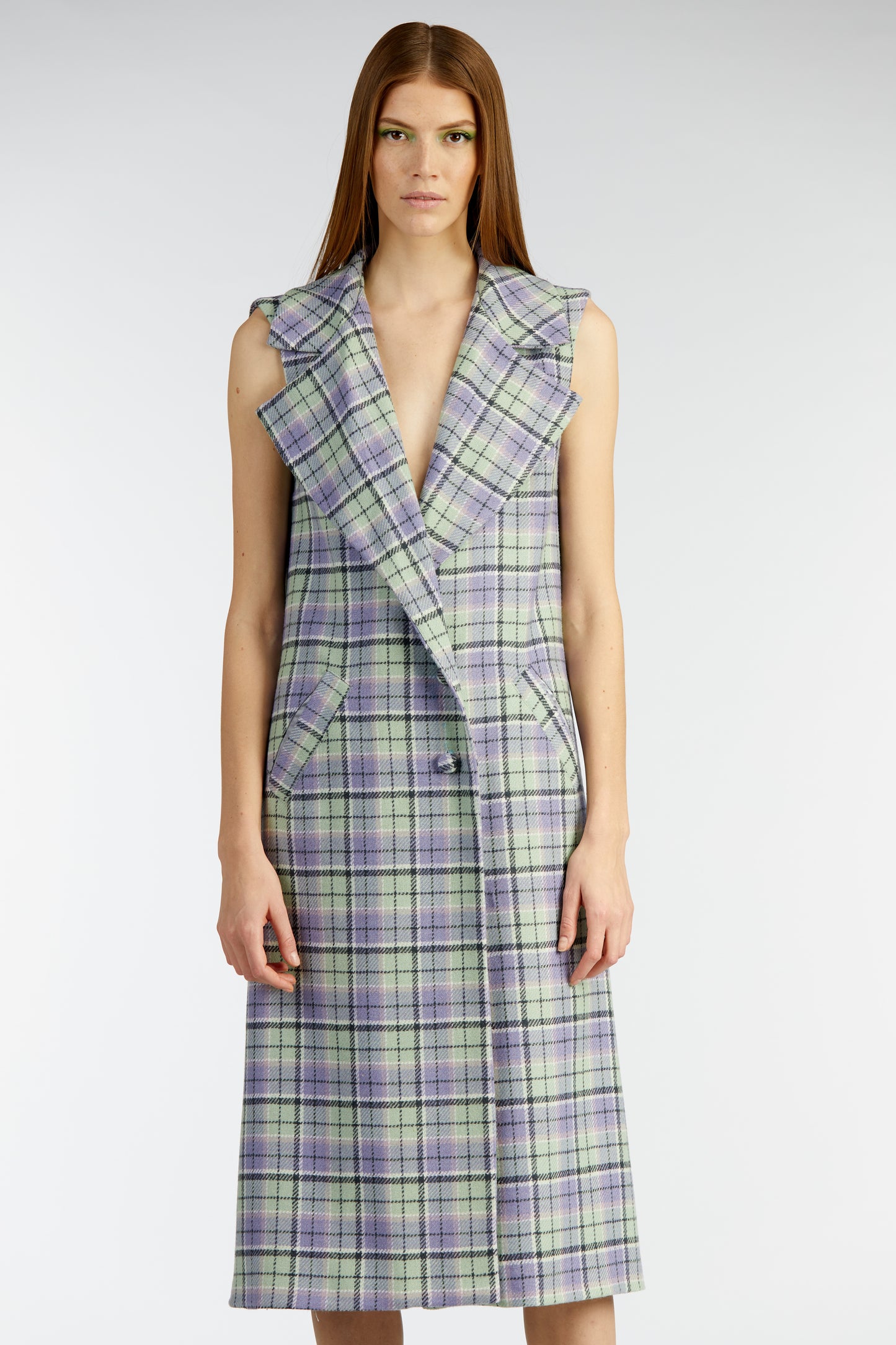 
                  
                    EVERGREEN vest
                  
                