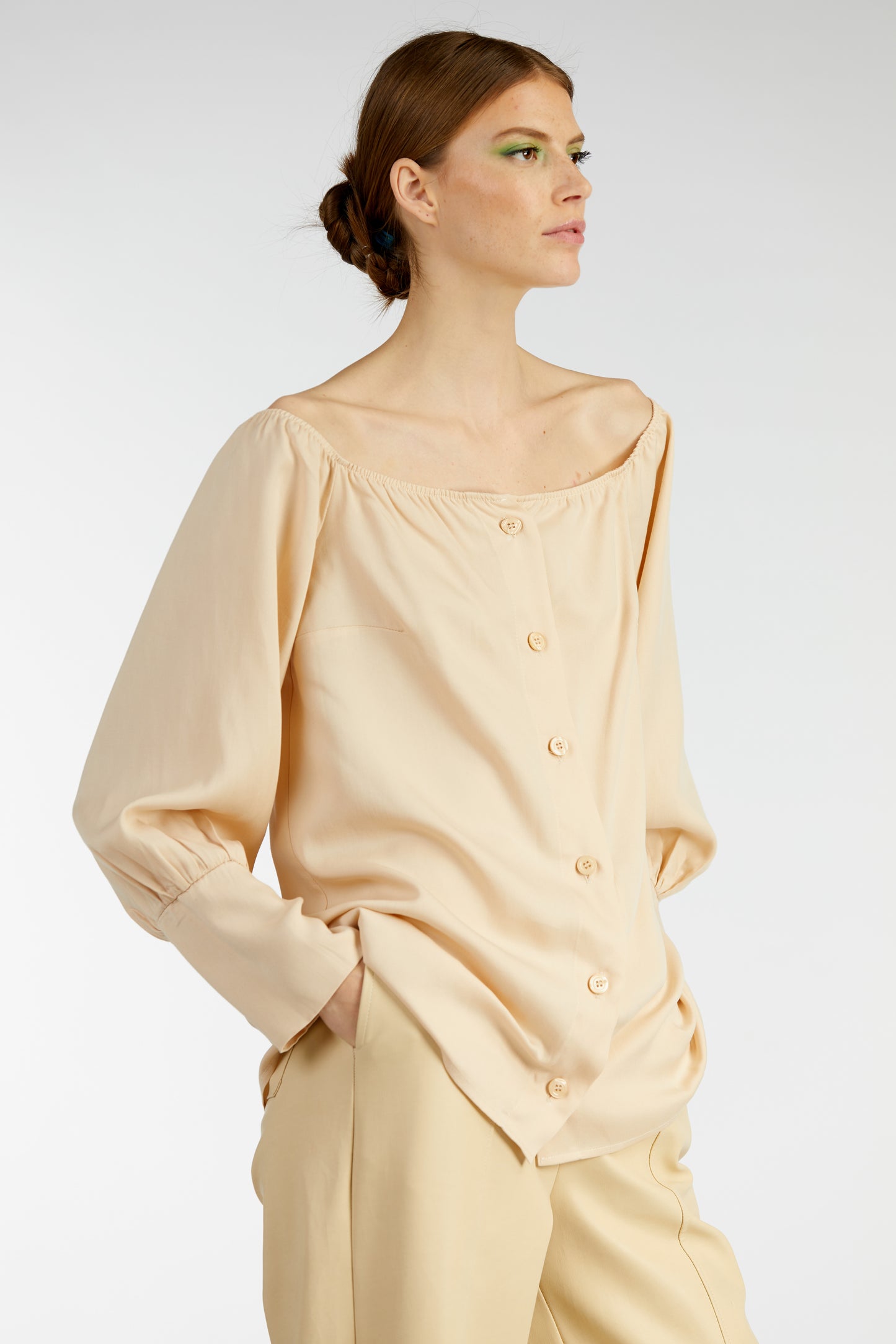 
                  
                    KAOLIN top
                  
                