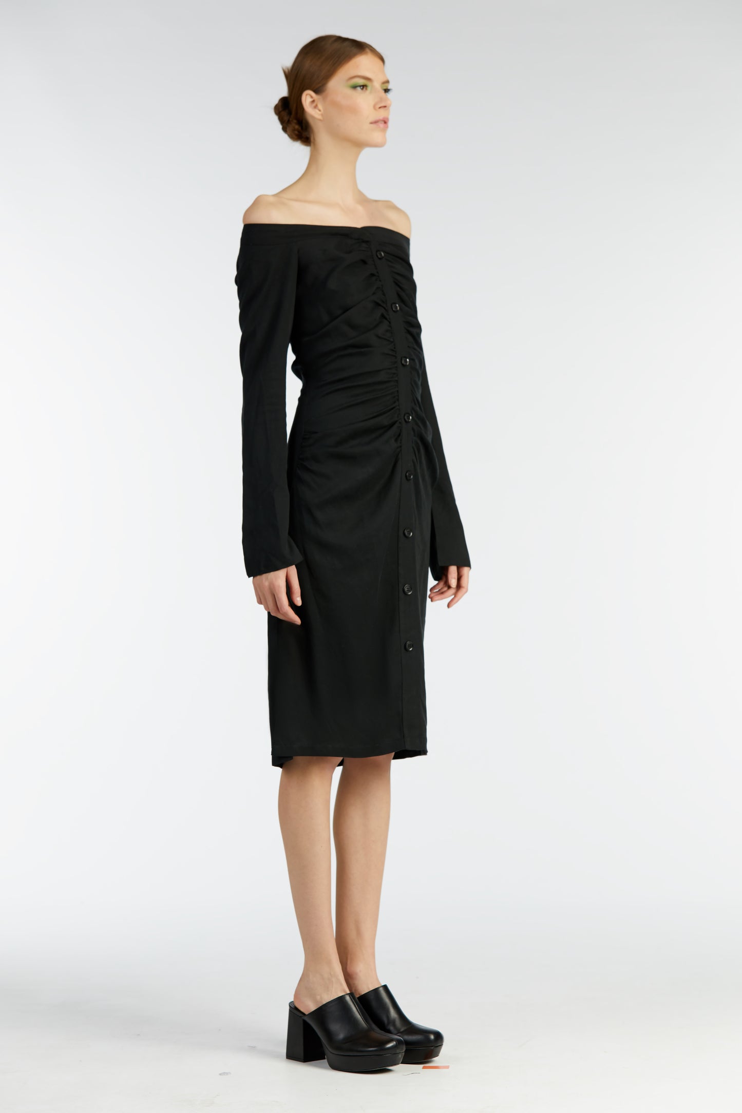 
                  
                    KEHENA dress
                  
                