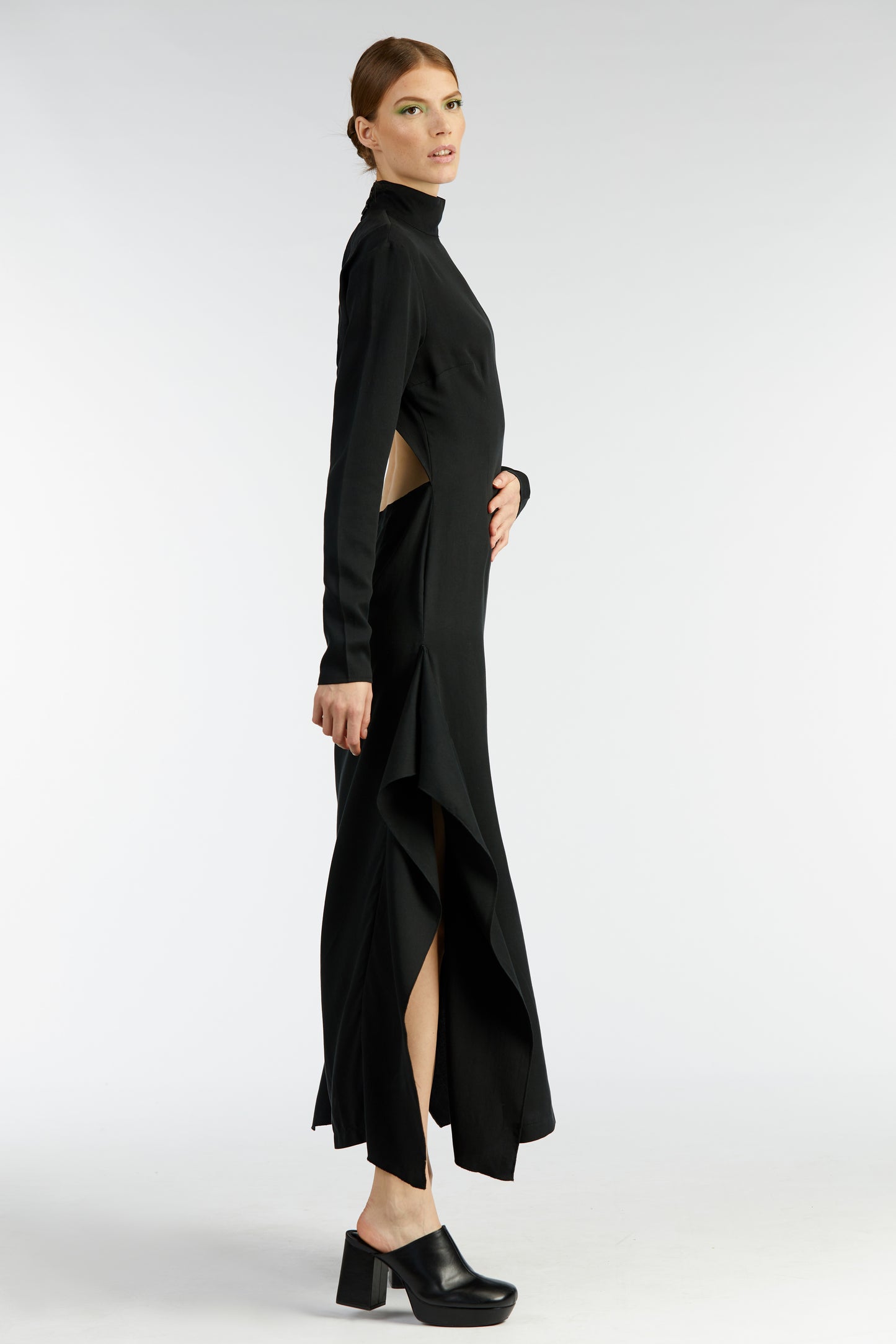 
                  
                    PERISSA dress
                  
                
