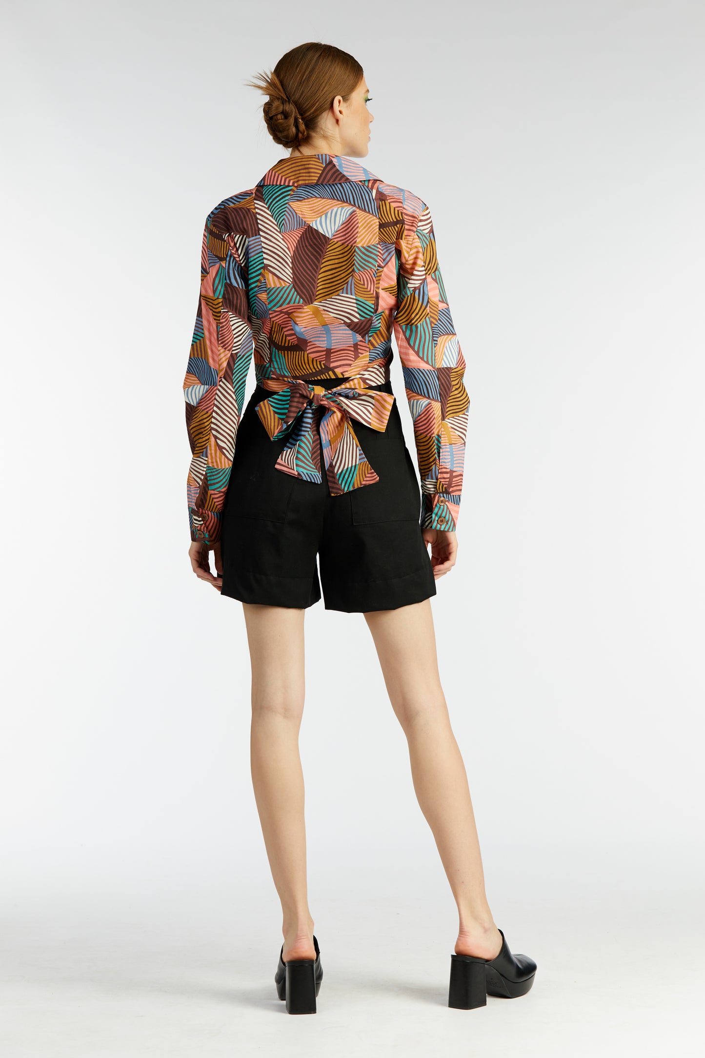 
                  
                    POISE shirt
                  
                