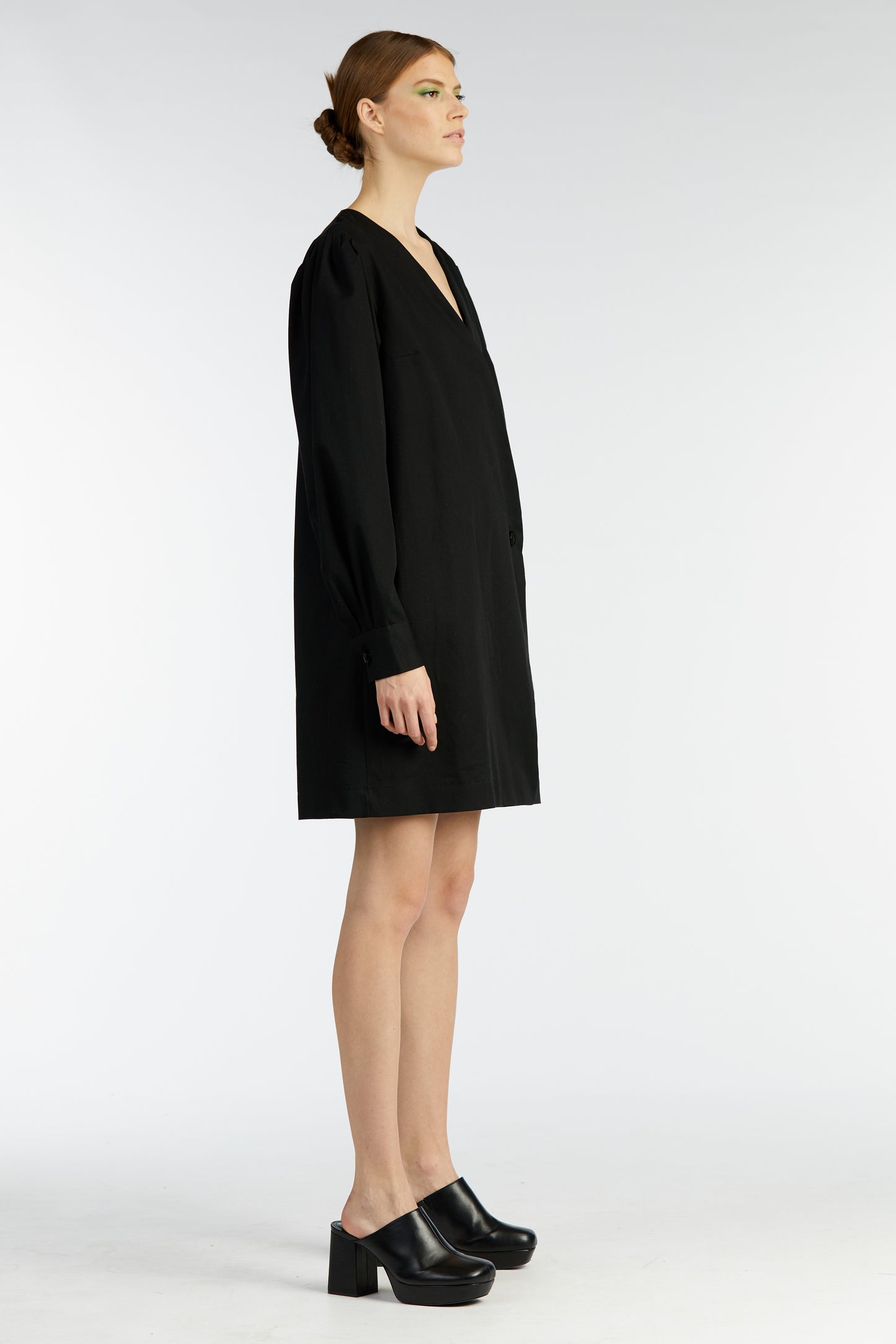 
                  
                    QUAIL dress
                  
                