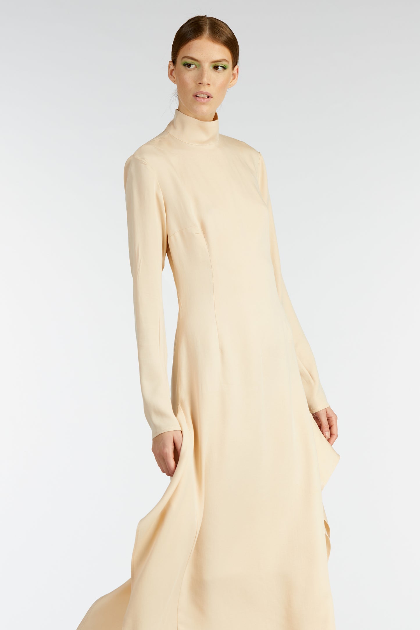 
                  
                    SAHARA dress
                  
                